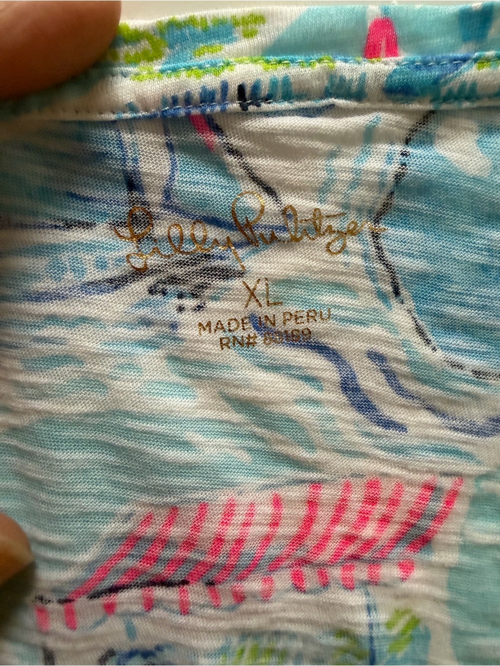 Lilly Pulitzer Loves Nantucket Top - Picture 4 of 4